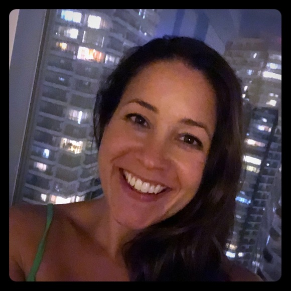 Meet your Posher, Maria - Picture 1 of 2